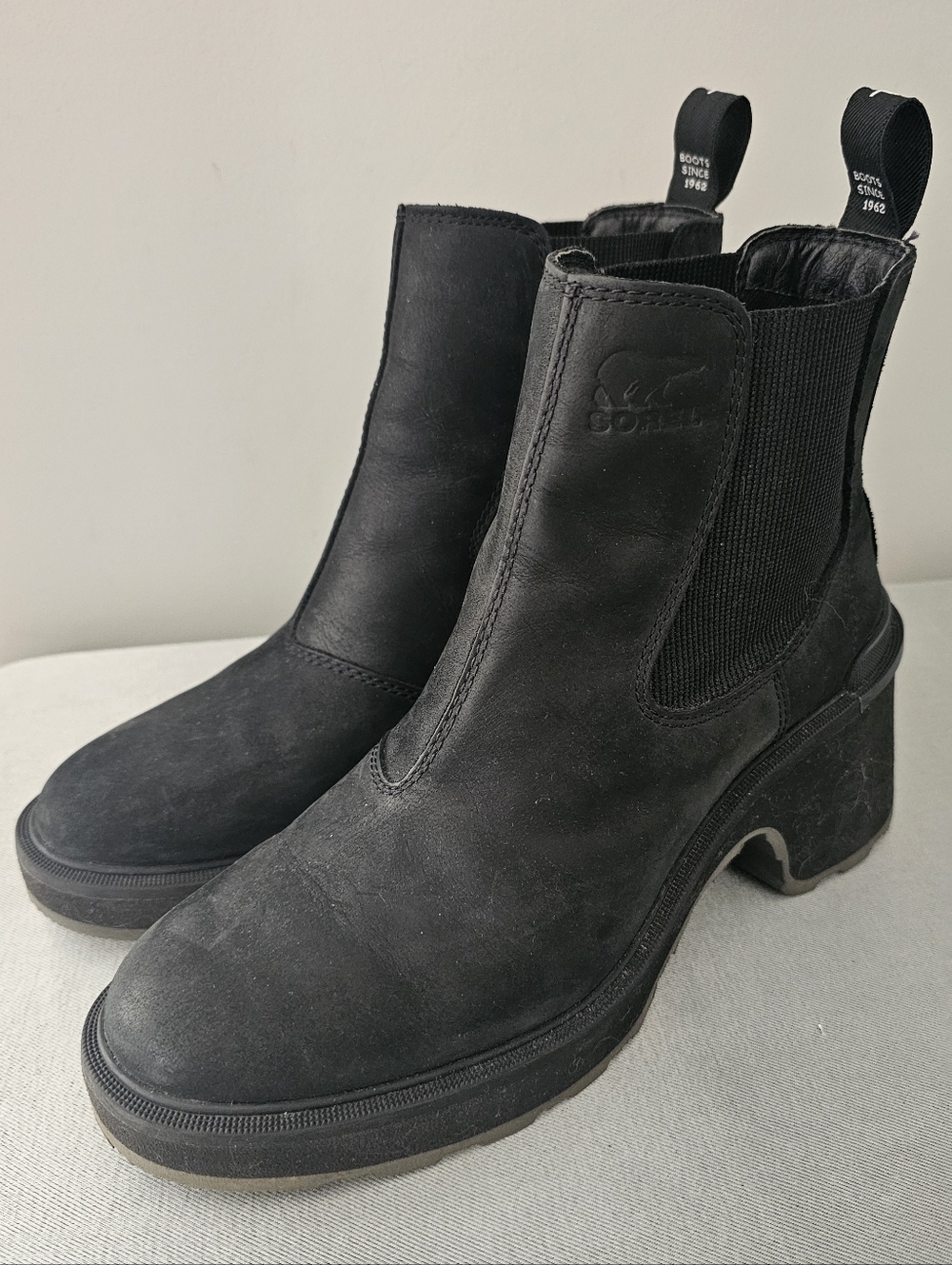 SOREL Hi-Line Womens Black Waterproof Pull On Chelsea Boots